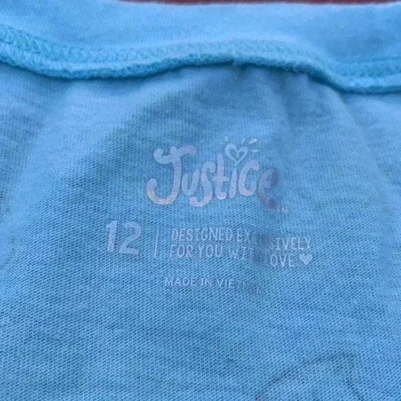 (five for $25) Justice summerweight, long sleeve Tee w cat pattern & rounded hem - Picture 3 of 6